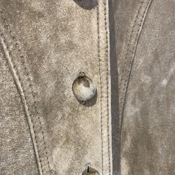 VINTAGE 80s suede jacket size 11-12 Cottage or Prairie core fall essential! - Picture 5 of 10